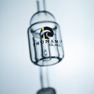 Banger Thermal Quartz avec Carb Cap (Tsunami Glass)