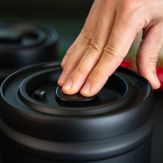 Contenant en acier VacuFresh (Zamnesia)