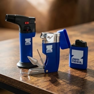 Briquet à Gaz avec Outils pour Pipe (Zamnesia)