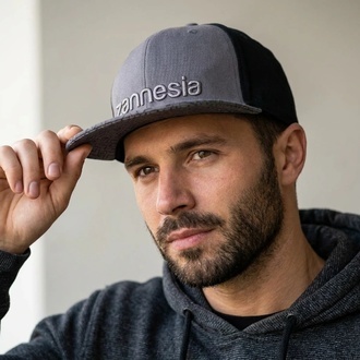 Casquette Gris Snapback Zamnesia
