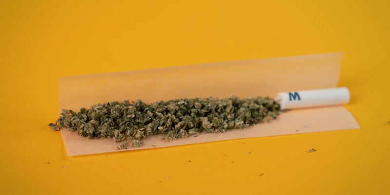 Comment rouler un joint pour qu’il ne parte pas en cuillère: Tassez bien votre joint