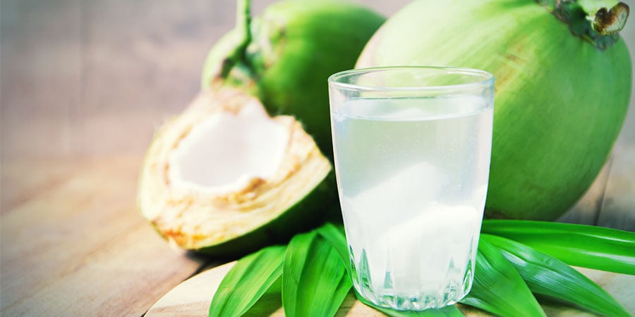 QU’EST-CE QUE L’EAU DE COCO CANNABIS