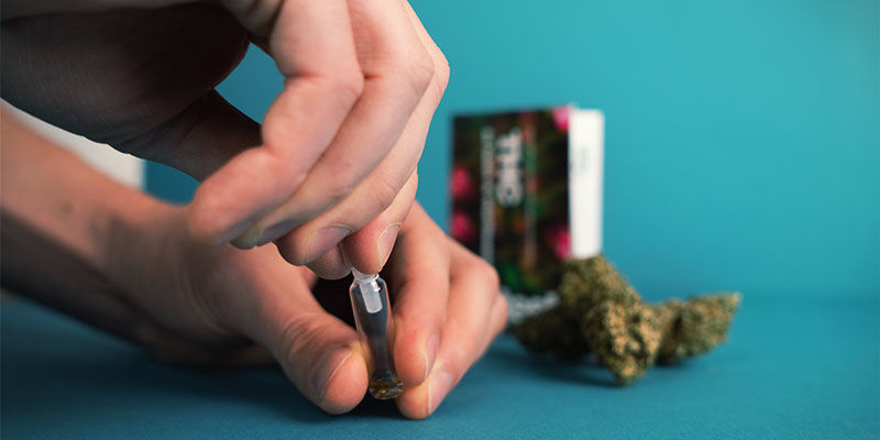 Test THC EZ: Ouvrez le couvercle de l'ampoule en verre