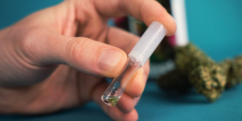 Test THC EZ: Remettez le couvercle et secouez bien l'ampoule