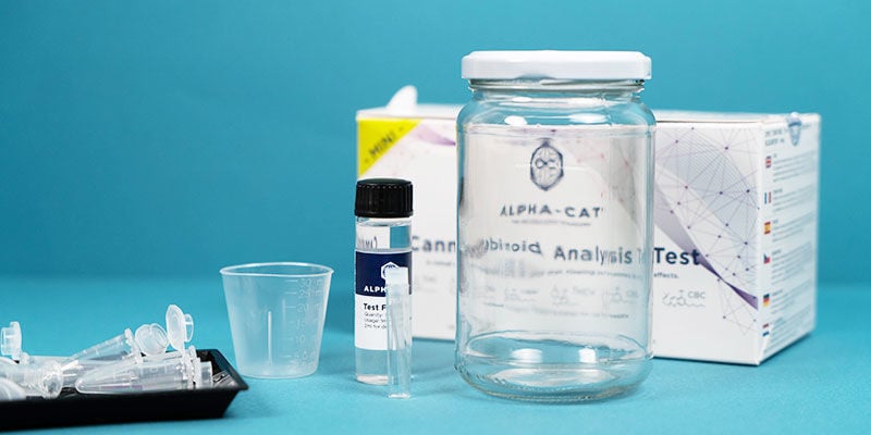 Comment Tester Les Niveaux De Thc & Cbd Avec Le Mini Kit Test De Cannabinoïde Alpha-cat