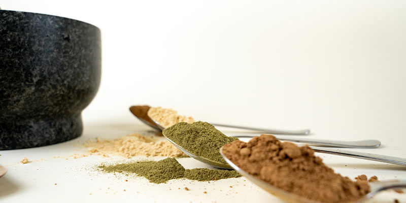 Le Kratom : Est-Ce Que Ça Vaut Le Coup D’essayer ?