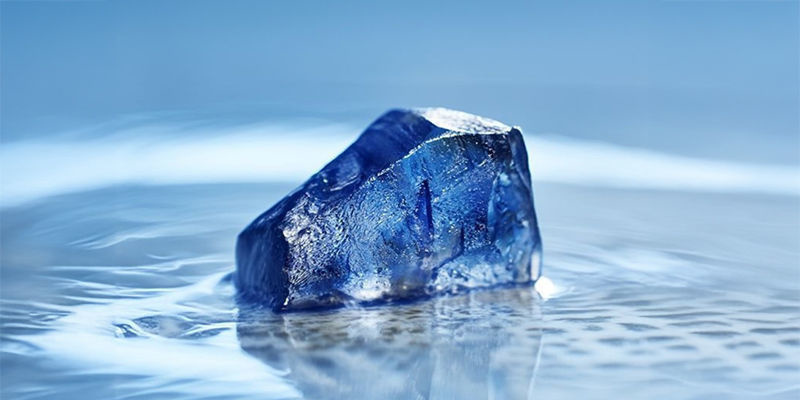 Vierge – Saphir bleu