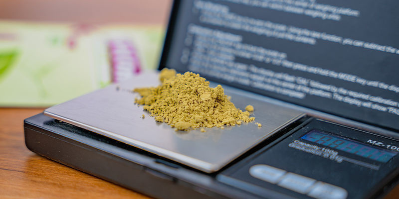 Comment la dose influence les effets du kratom ?
