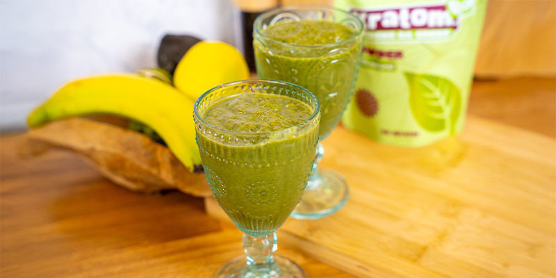 Smoothie au chocolat et noix et au kratom