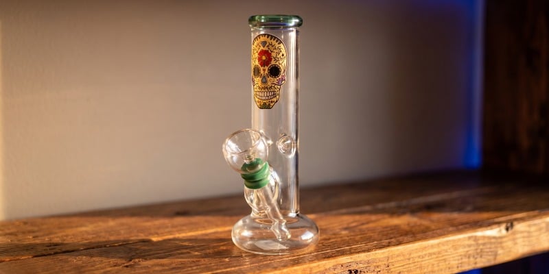 Skull Mini Glass Bong (Near Dark)