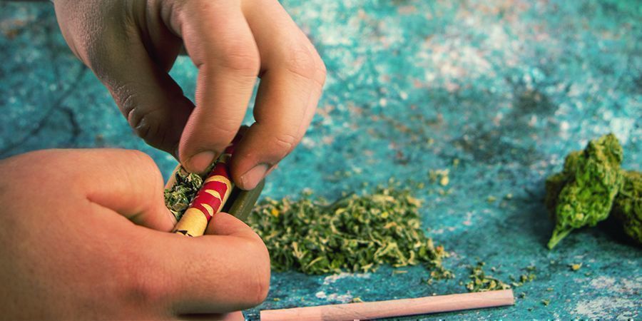 DE COMBIEN DE CANNABIS AVEZ-VOUS BESOIN POUR ROULER UN JOINT ?