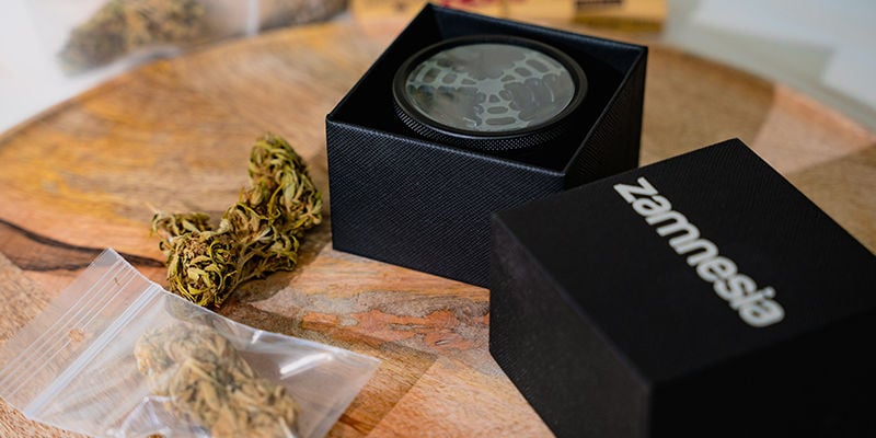 Premium Grinder Zamnesia