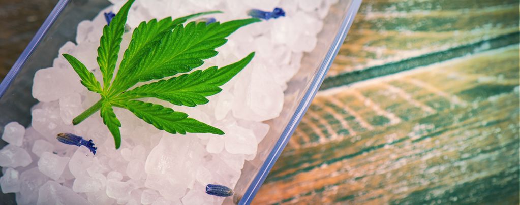 Comment Préparer Du Sel Au Cannabis Pour Des Comestibles Simplissimes