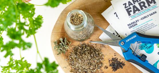 Comment Sécher Vos Herbes Aromatiques À La Maison